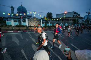 BIB: 
                            <button type="button" onclick="openModal(26232890)" class="btn btn-primary btn-sm float-right btn-popup" data-toggle="modal" data-target=".modal-high-quality">
                        <i class="fas fa-shopping-cart"></i> Add to Cart
                    </button>
                                            <button type="button" onclick="isThisMe(26232890, true)" class="btn btn-success btn-sm float-right btn-popup btn-isme hidden" data-toggle="tooltip" data-placement="bottom" title="นี่คือรูปของคุณใช่ไหม คลิกที่นี่เพื่อเอาเข้าอัลบั้ม">
                        <i class="fas fa-plus"></i> Add to album
                    </button>
                    <button type="button" onclick="isThisMe(26232890, false)" class="btn btn-warning btn-sm float-right btn-popup btn-isnotme hidden">
                        <i class="fas fa-ban"></i> Remove from album
                    </button>